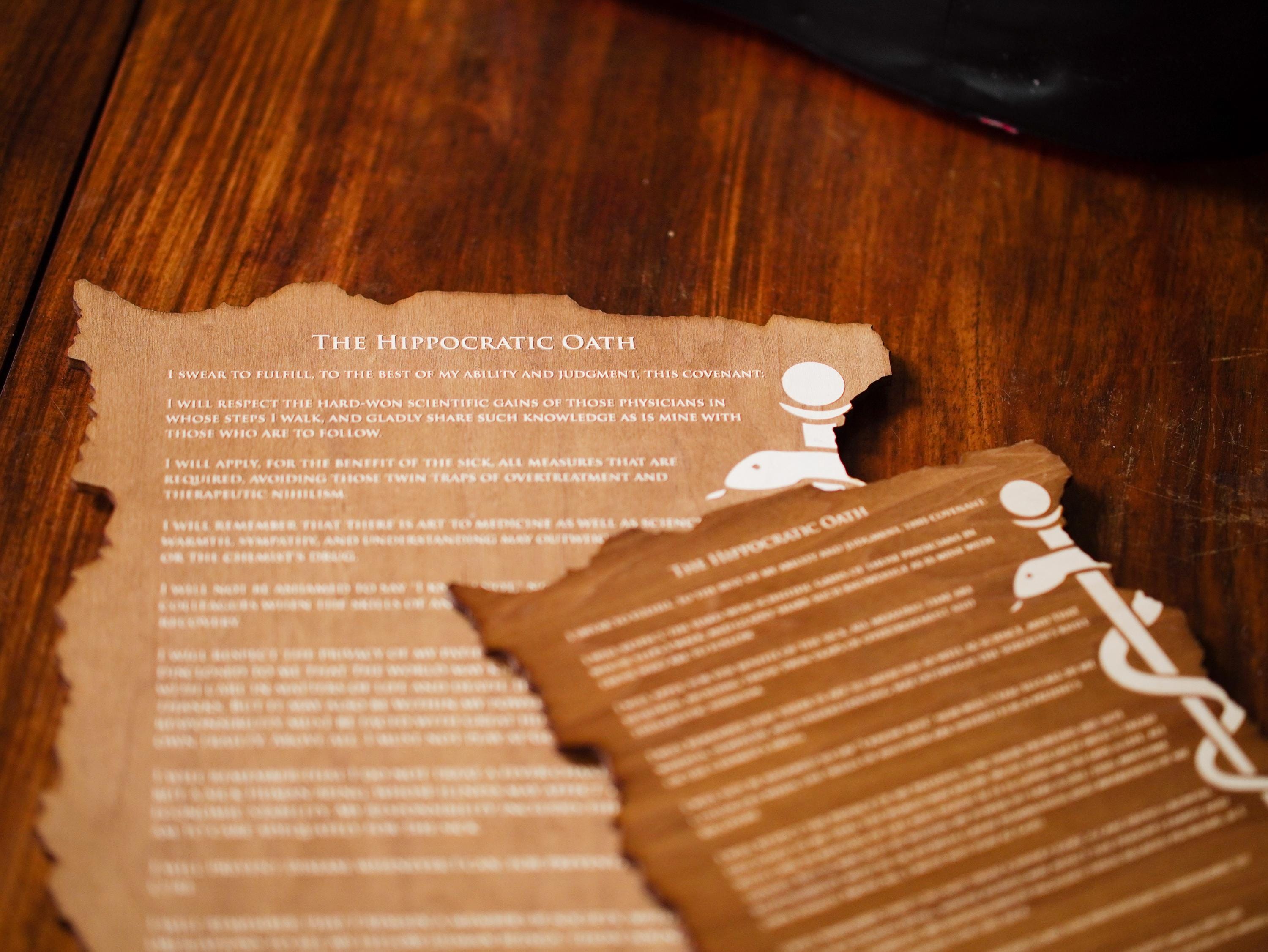 Engraved Hippocratic Oath Maple Plaque – Doctor Graduation Gift, Personalized